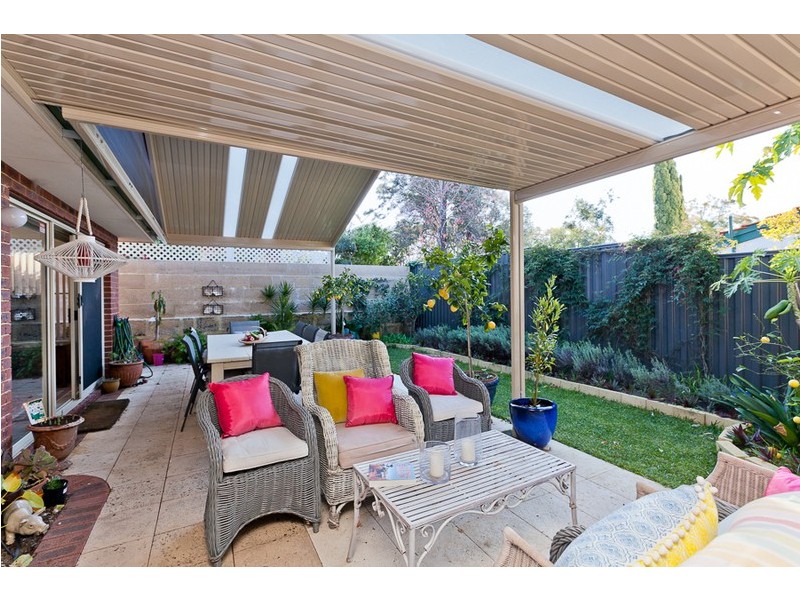 27 Waroonga Road, Nedlands WA 6009