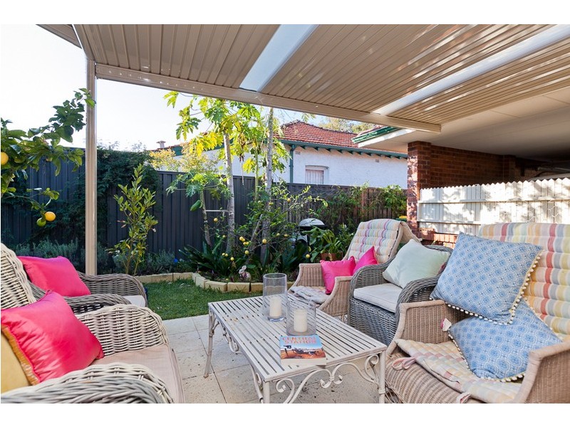 27 Waroonga Road, Nedlands WA 6009