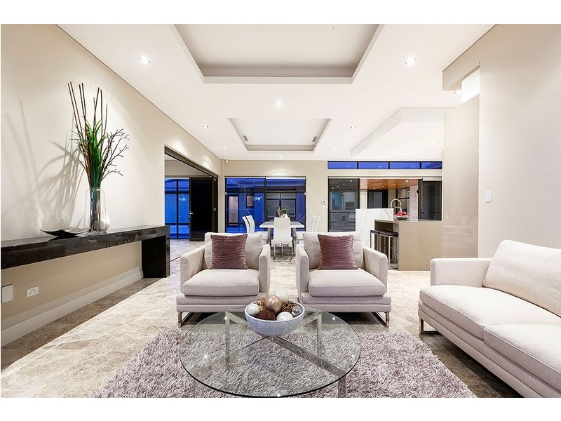 61 Leach Way, Gnangara WA 6077
