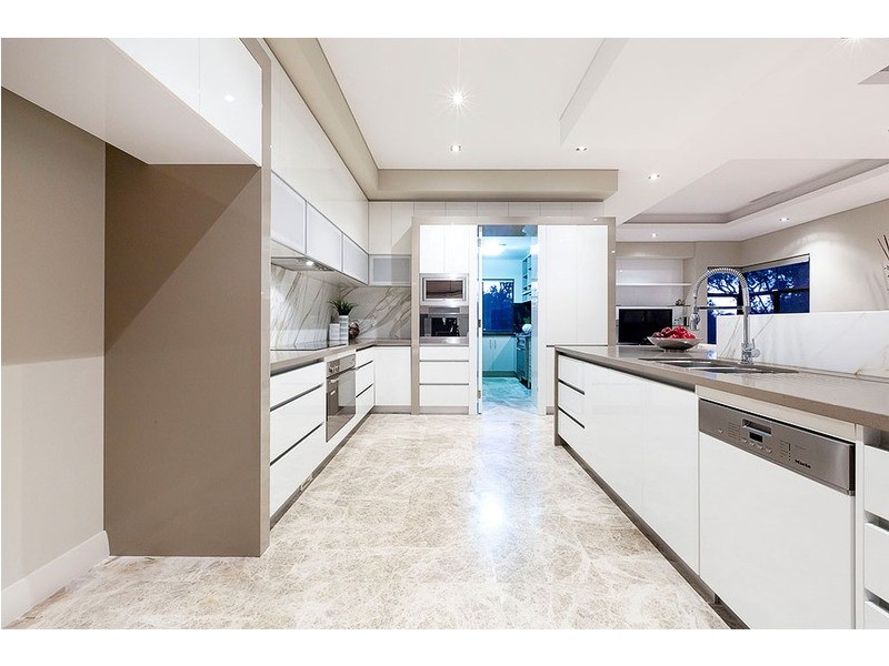 61 Leach Way, Gnangara WA 6077