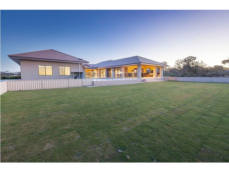 61 Leach Way, Gnangara WA 6077