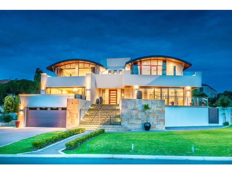 1 St Ives Loop, Kallaroo WA 6025