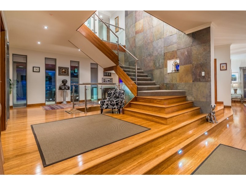 1 St Ives Loop, Kallaroo WA 6025