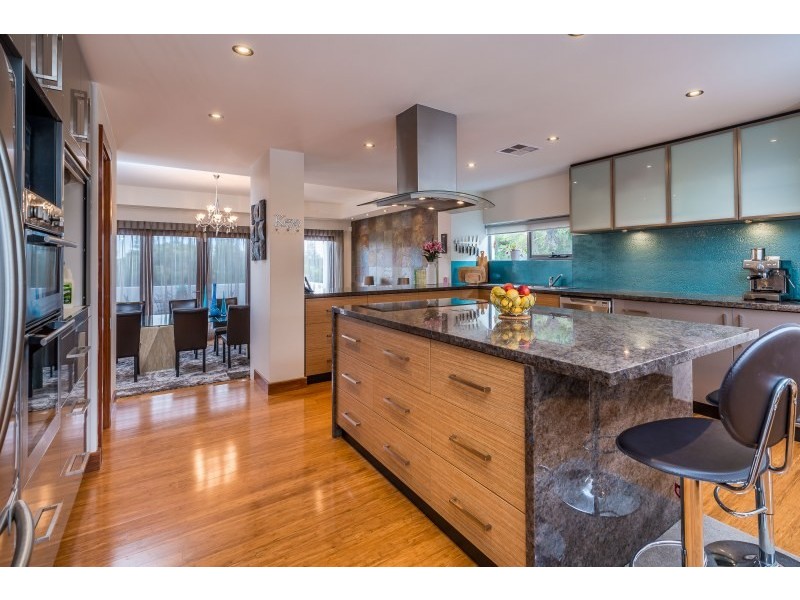 1 St Ives Loop, Kallaroo WA 6025