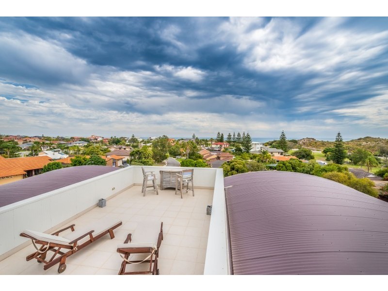 1 St Ives Loop, Kallaroo WA 6025