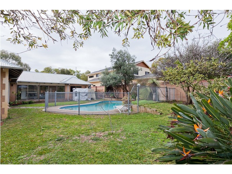 58 Gallop Road, Dalkeith WA 6009