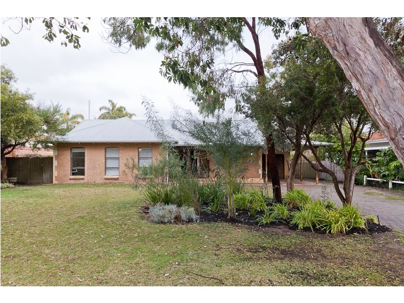 58 Gallop Road, Dalkeith WA 6009