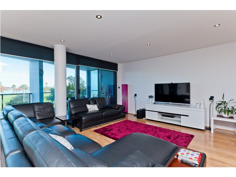 3/98 Terrace Road, East Perth WA 6004