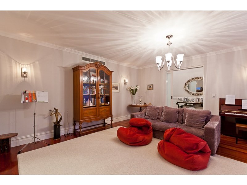 1 Webb Street, Cottesloe WA 6011