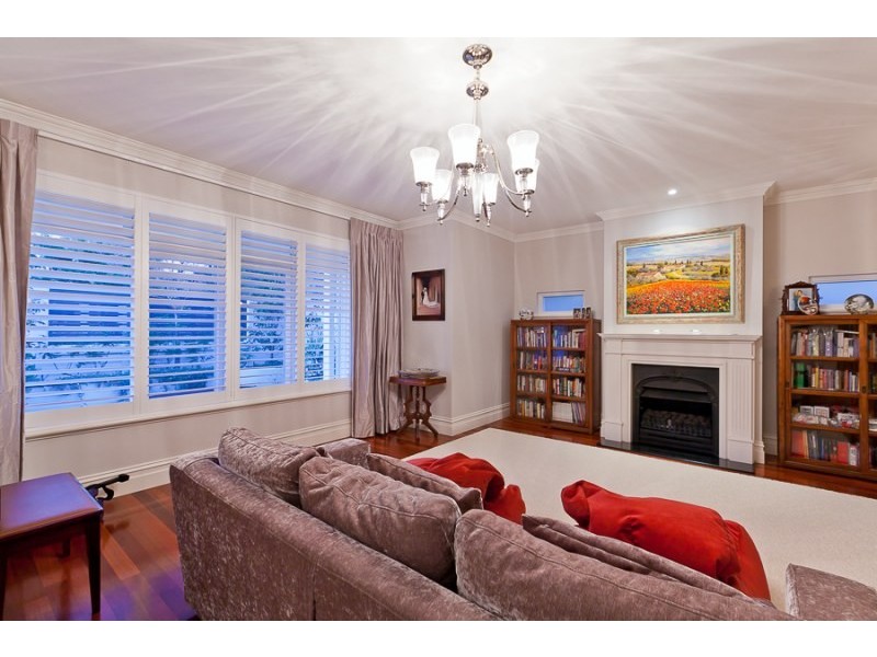 1 Webb Street, Cottesloe WA 6011