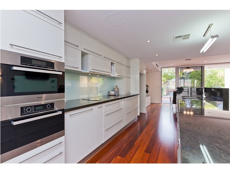 36 The Avenue, Nedlands WA 6009