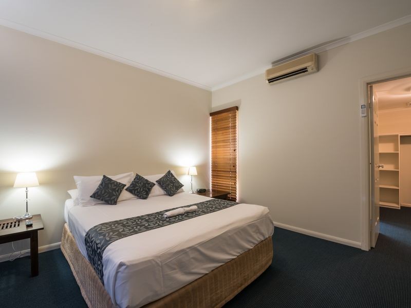 6/2 Nara Avenue, Airlie Beach QLD 4802