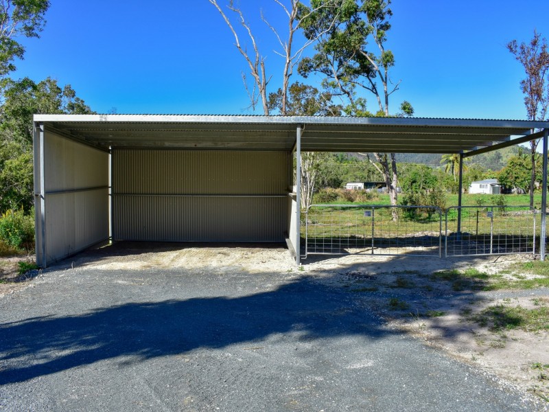 45 Leeder Road, Palm Grove QLD 4800