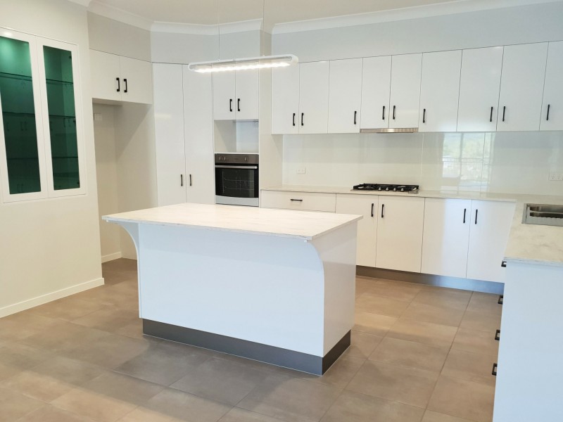 10 Johnswood Close, Cannonvale QLD 4802