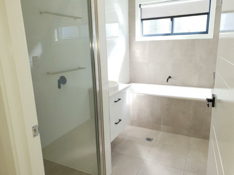 10 Johnswood Close, Cannonvale QLD 4802