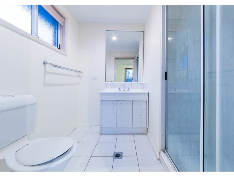 33 South Molle Boulevard, Cannonvale QLD 4802