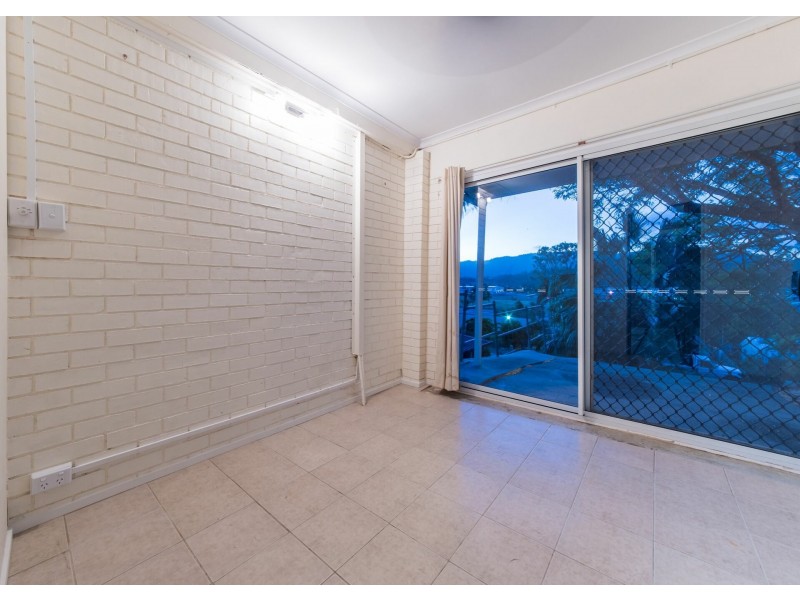 33 South Molle Boulevard, Cannonvale QLD 4802