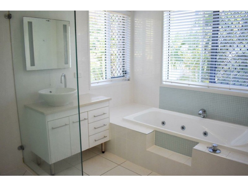 5 Moonlight Drive, Jubilee Pocket QLD 4802