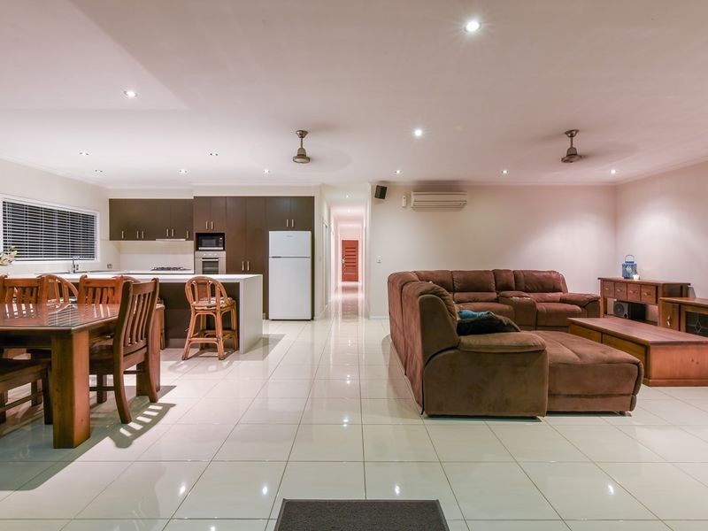 5 Scenic Ridge Drive, Cannonvale QLD 4802
