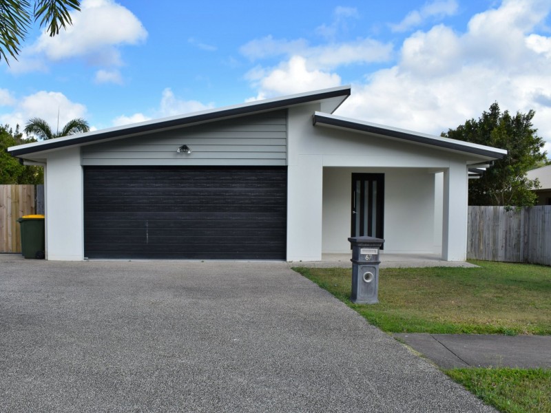 67 Endeavour Circuit, Cannonvale QLD 4802