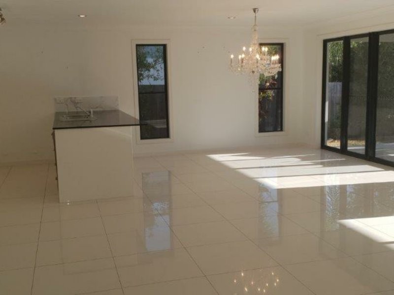 67 Endeavour Circuit, Cannonvale QLD 4802