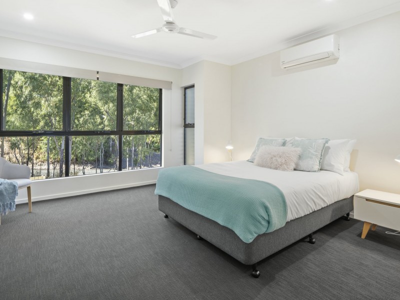 1/21 Altmann Avenue, Cannonvale QLD 4802