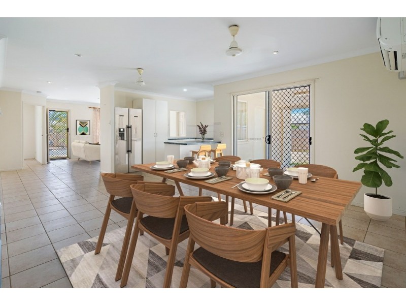 44 Banksia Court, Cannonvale QLD 4802