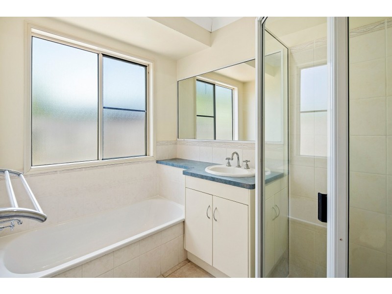 44 Banksia Court, Cannonvale QLD 4802