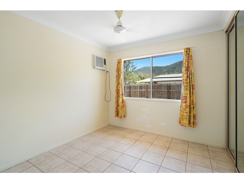 44 Banksia Court, Cannonvale QLD 4802