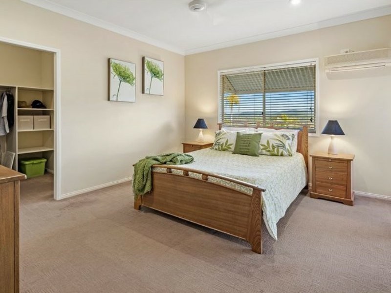 7/14 Hamilton Avenue, Cannonvale QLD 4802