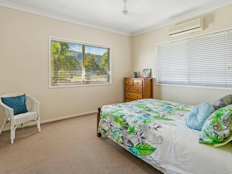 7/14 Hamilton Avenue, Cannonvale QLD 4802