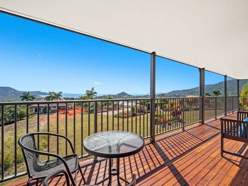 7/14 Hamilton Avenue, Cannonvale QLD 4802