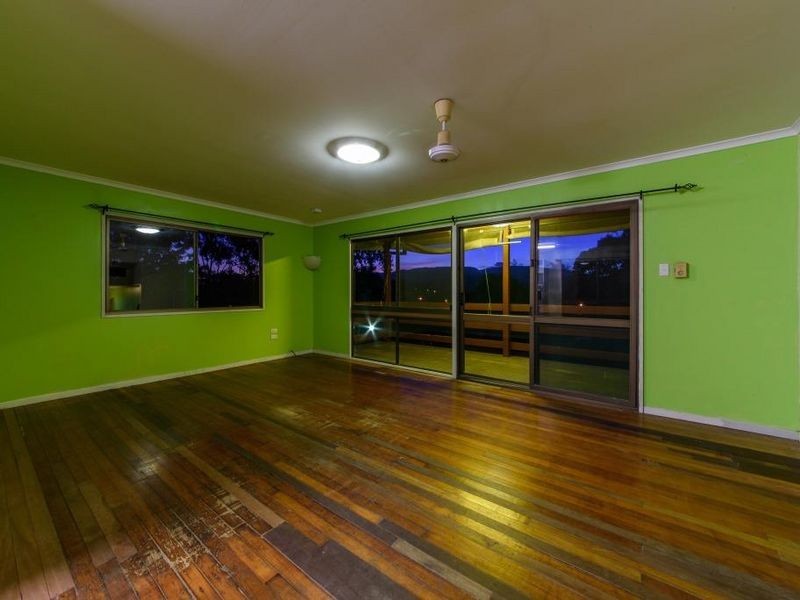 8 Coryule Place, Cannonvale QLD 4802