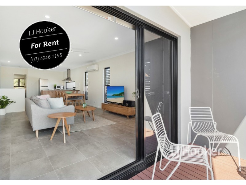 2/25 Altmann Avenue, Cannonvale QLD 4802