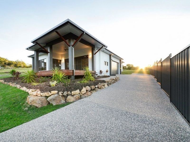 40 Stanley Drive, Cannonvale QLD 4802