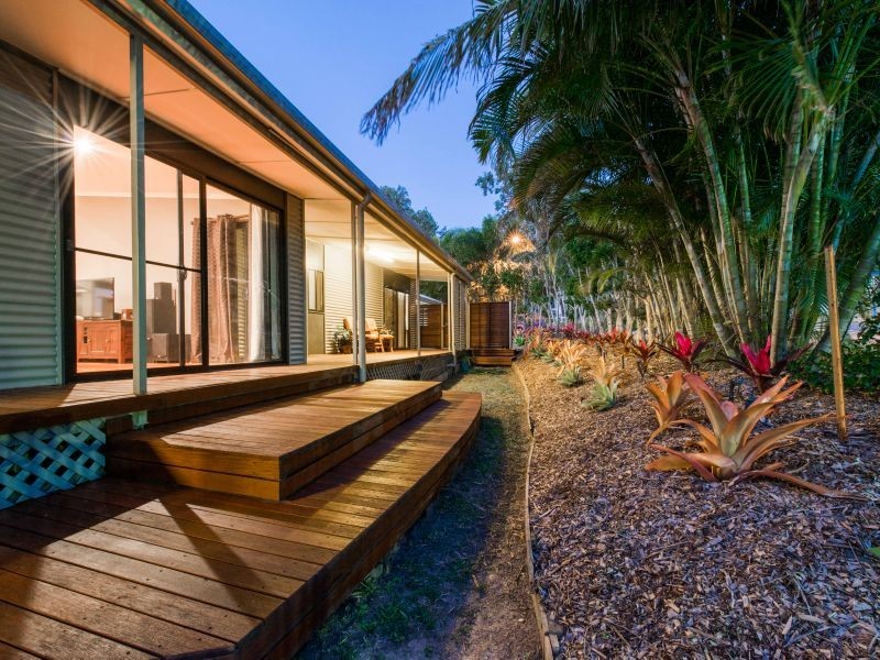 64 Valley Drive, Cannonvale QLD 4802