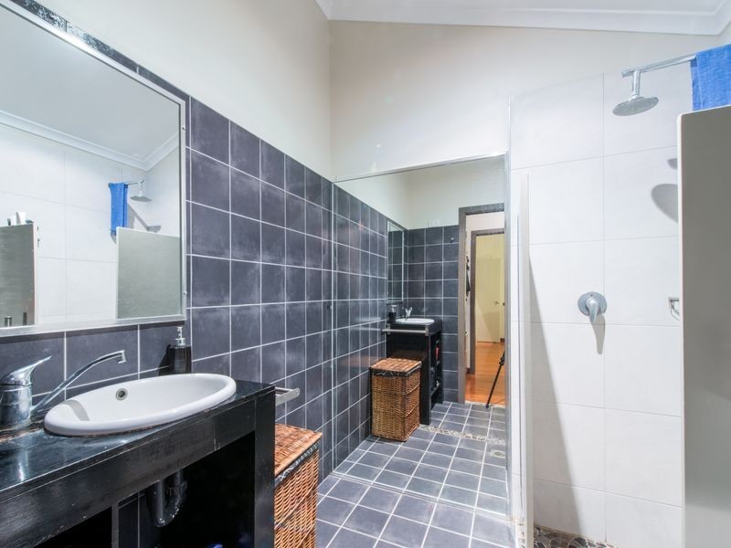 64 Valley Drive, Cannonvale QLD 4802