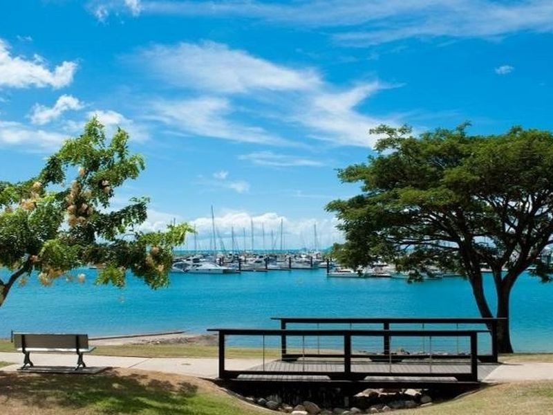 Unit 33/115 Shingley Drive, Airlie Beach QLD 4802