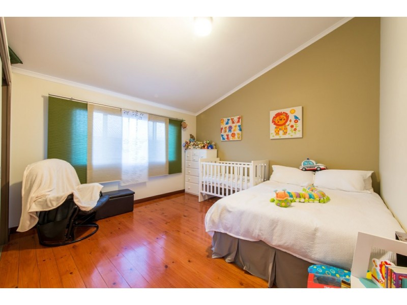 64 Valley Drive, Cannonvale QLD 4802