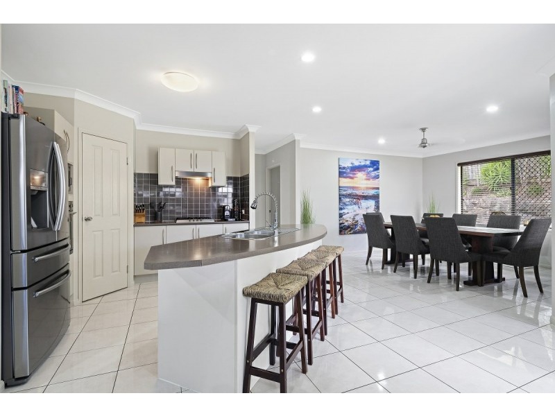 30 Sunset Drive, Jubilee Pocket QLD 4802