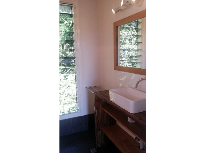 1016 Shute Harbour Road, Mount Marlow QLD 4800