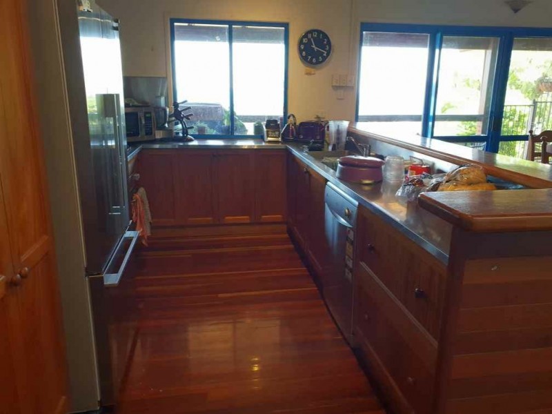 10 Airlie Crescent, Airlie Beach QLD 4802