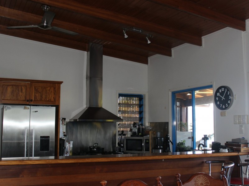 10 Airlie Crescent, Airlie Beach QLD 4802