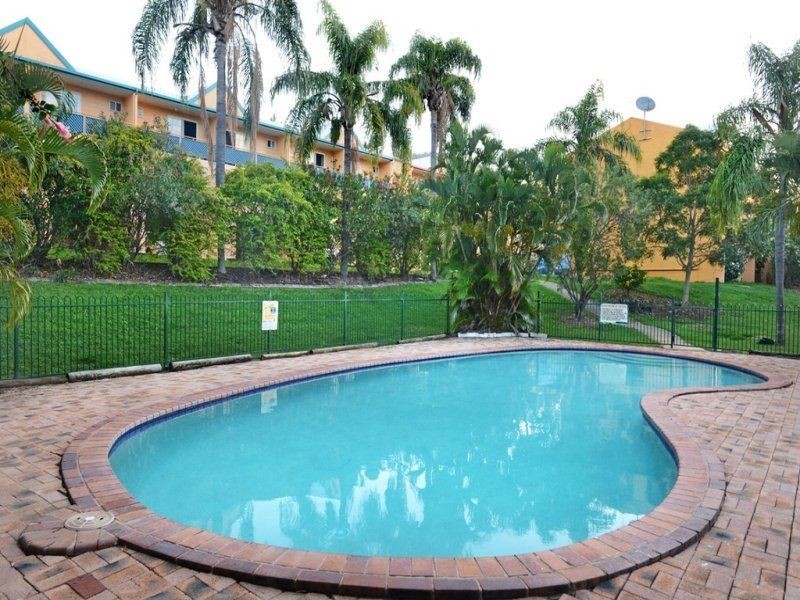 Unit 2/3 Eshelby Drive, Cannonvale QLD 4802