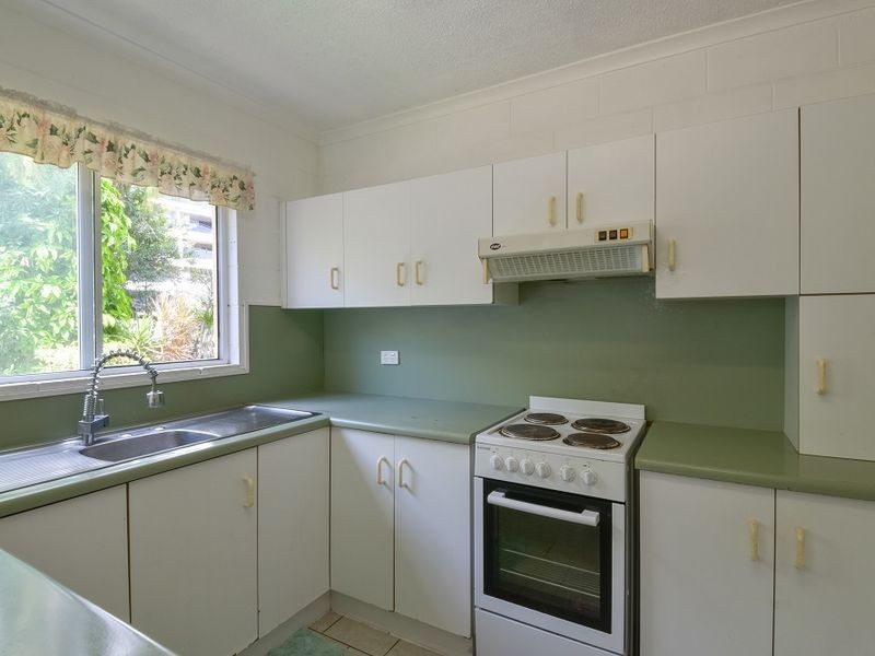 Unit 2/3 Eshelby Drive, Cannonvale QLD 4802