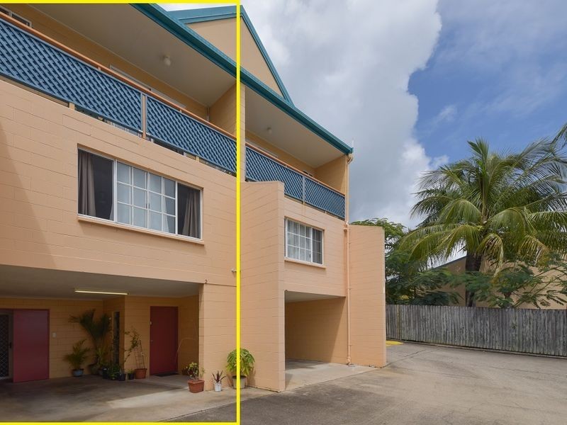 Unit 2/3 Eshelby Drive, Cannonvale QLD 4802