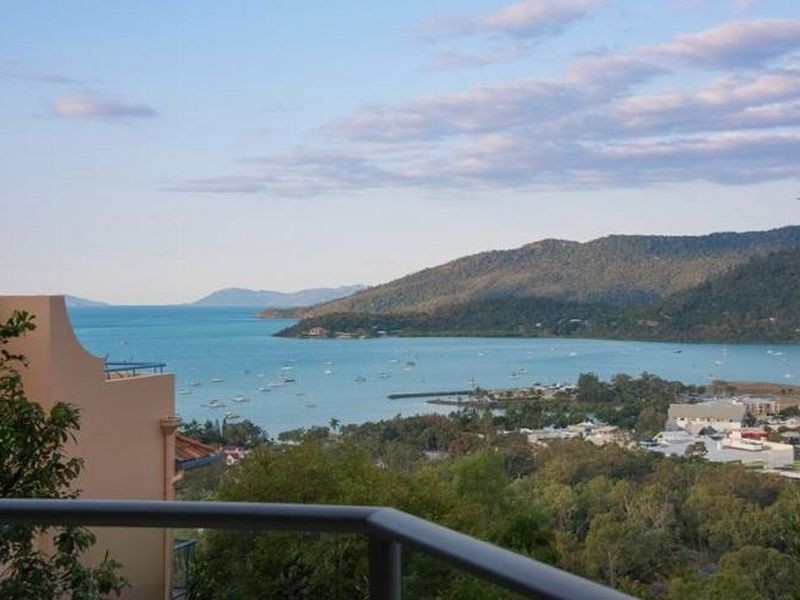 Unit 12/18 Seaview Drive, Airlie Beach QLD 4802