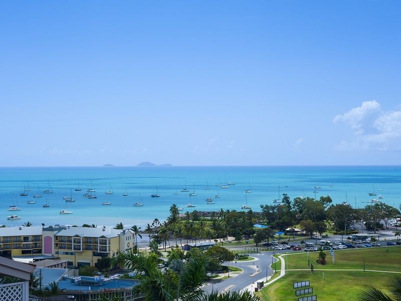 62 & 62a/5 Golden Orchid Drive, Airlie Beach QLD 4802