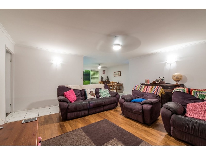 6 Grace Avenue, Cannonvale QLD 4802