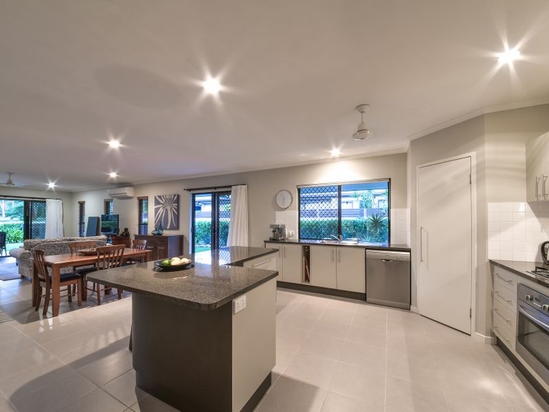 75 Abell Road, Cannonvale QLD 4802